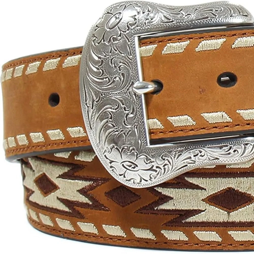Ariat Embroidered Buck Lace Belt